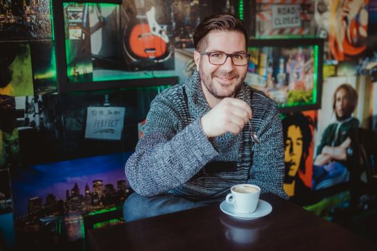BEZ OBZIRA NA POPLAVU ONLINE BRAČNIH SAVJETNIKA, DORIS & BORIS VIŠE NISU ZAJEDNO #119